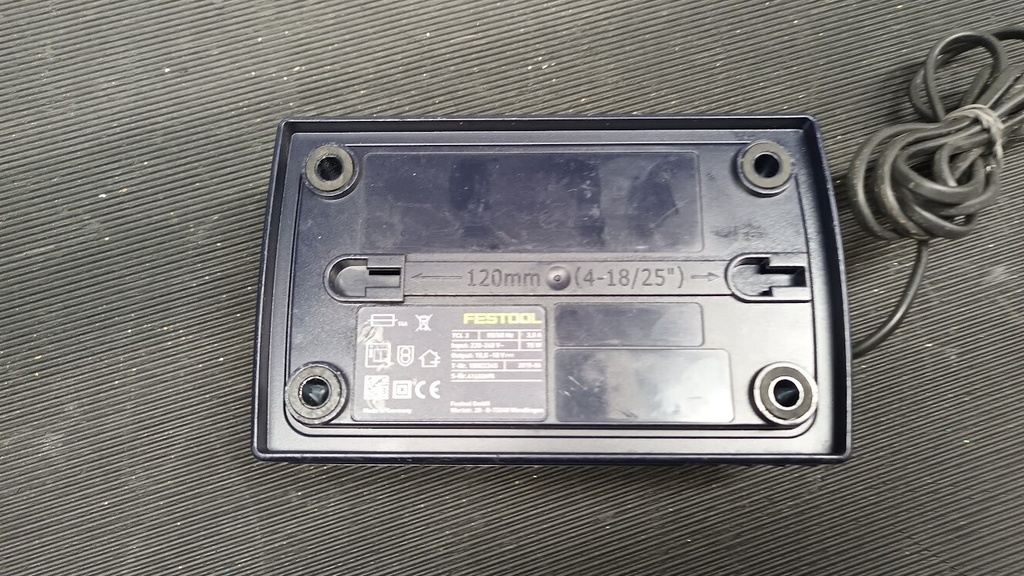 Festool TCL 3 Battery Charger 10.8-18V - For Parts or Repair, Non-Working