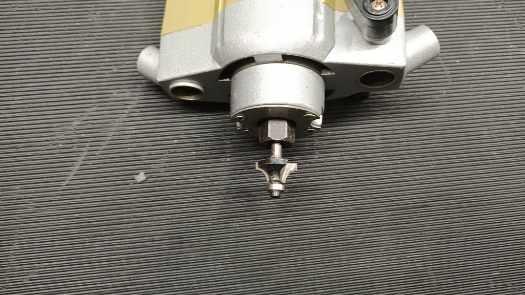 Millarco Prof M1R-KA2-8-2 1050W Router - For Parts or Repair, Non-Working