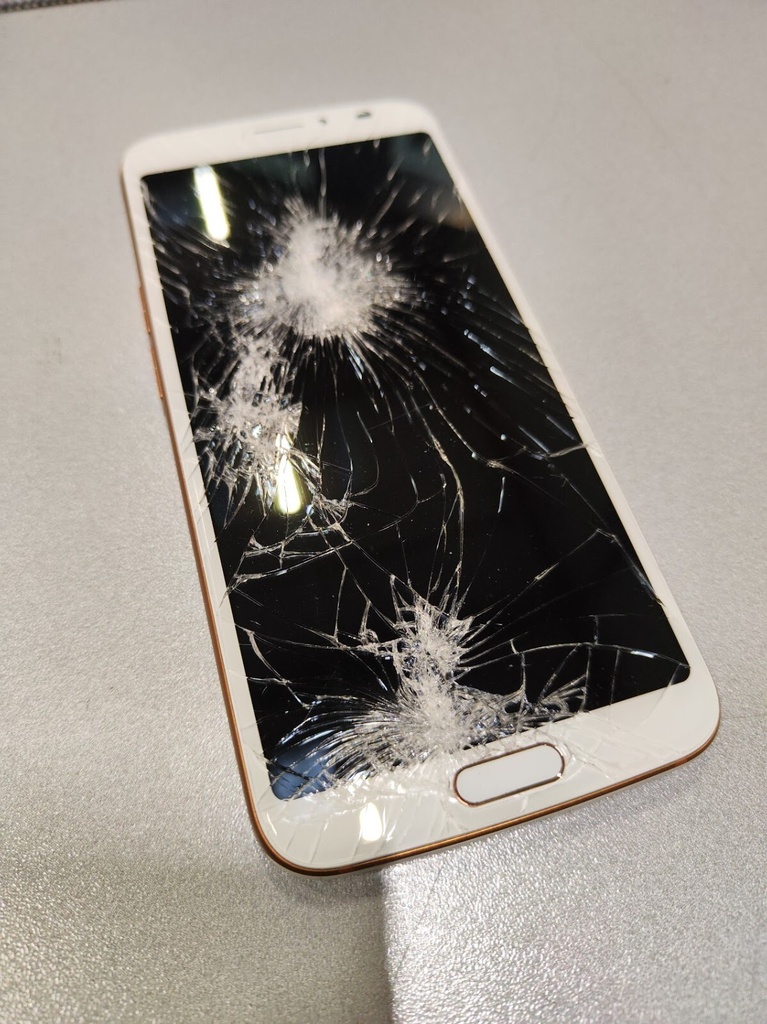 Doro 8030 Smartphone 3GB RAM 32GB Broken Screen LCD Account Locked