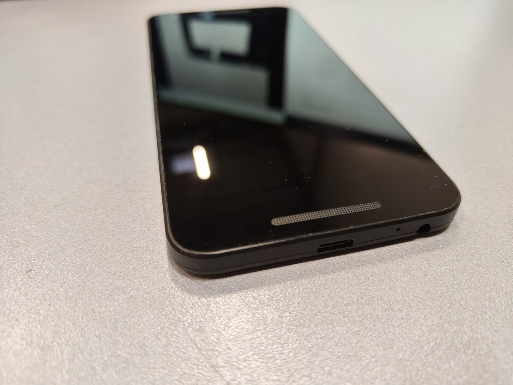 LG Nexus 5X 16GB Smartphone Black Not Working Untested For Parts