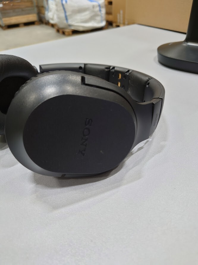Sony MDR-RF895R Over Ear Headphones Black Not Working For Parts