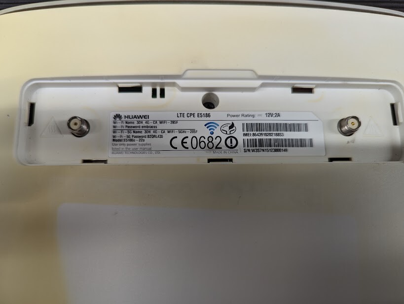 Huawei E5186s-22A E5186 4G LTE Wireless Router LTE CAT 6 300Mbps Used