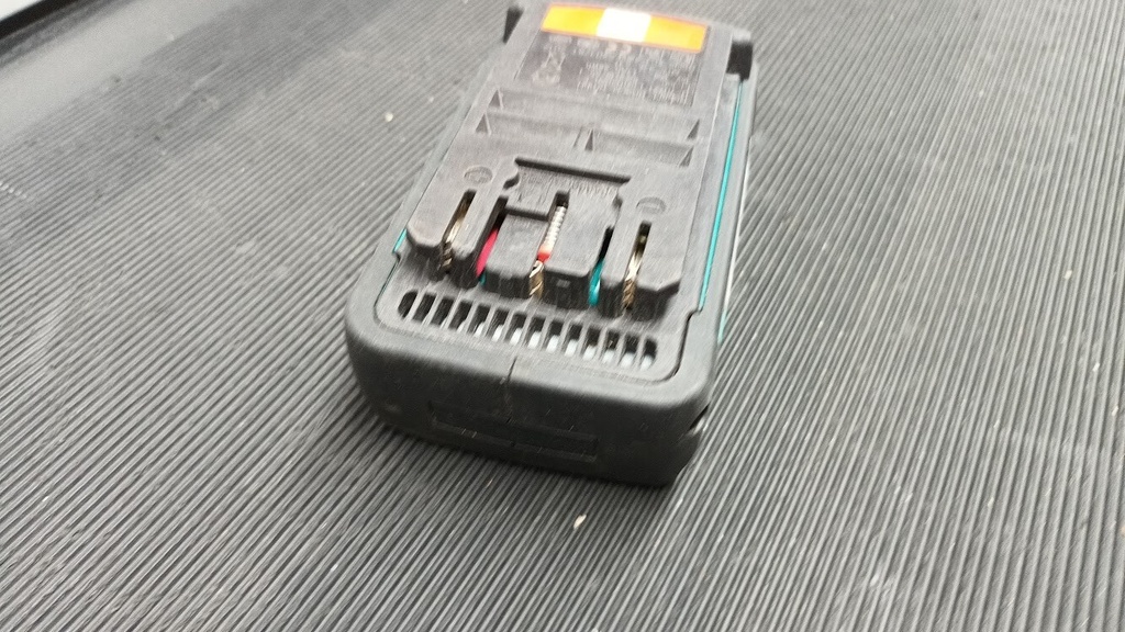 Bosch 36V 1.3Ah Li-Ion Battery 10INR18/65-1 – Used, Not Working, For Parts