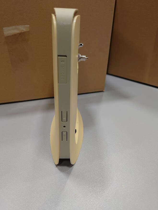 Huawei E5186s-22A E5186 4G LTE Wireless Router LTE CAT 6 300Mbps Not Working