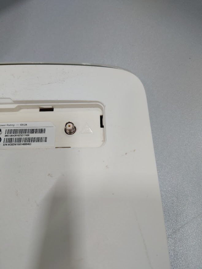 Huawei E5186s-22A E5186 4G LTE Wireless Router LTE CAT 6 300Mbps Not Working