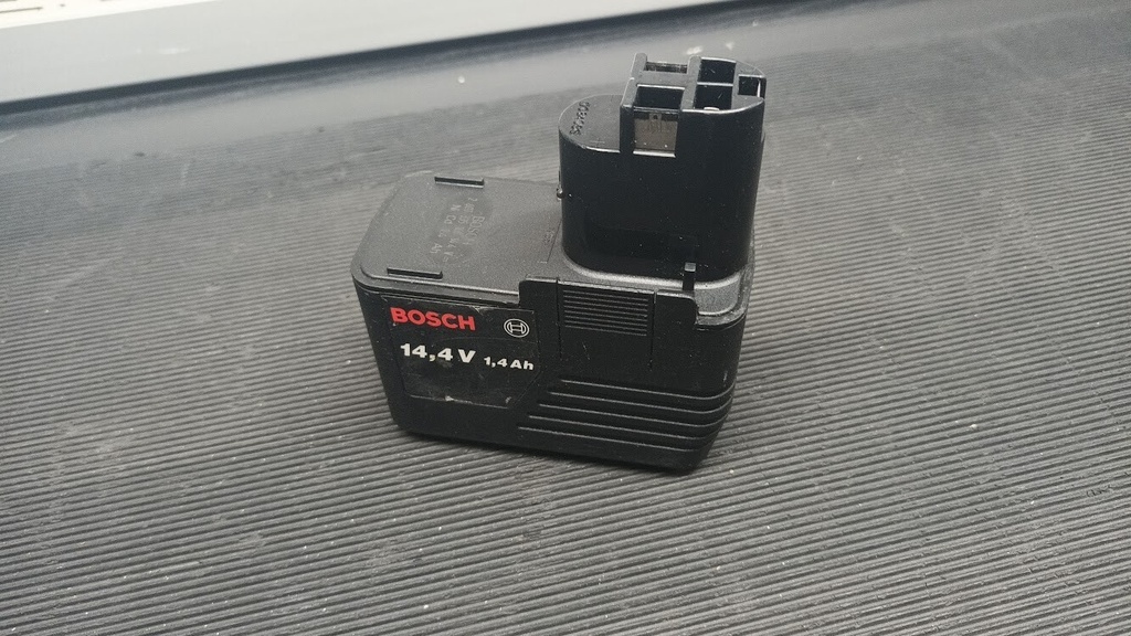 Bosch 14.4V 1.4Ah NiCd Battery 2 607 335 160 –Not Working, For Parts