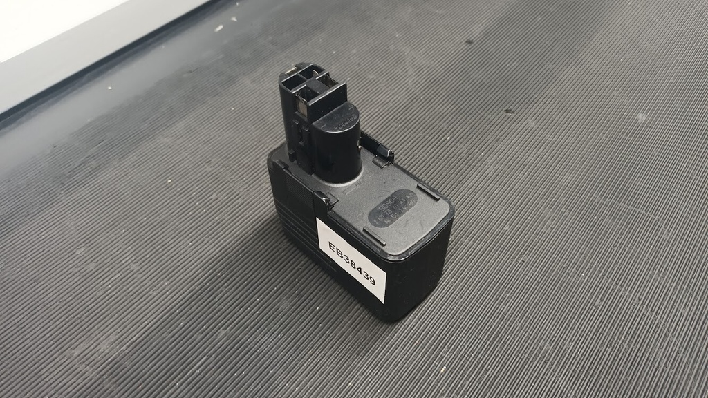 Bosch 14.4V 1.4Ah NiCd Battery 2 607 335 160 –Not Working, For Parts