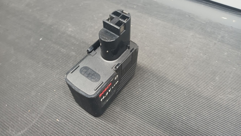 Bosch 14.4V 1.4Ah NiCd Battery 2 607 335 160 –Not Working, For Parts