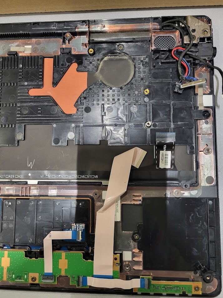 Fujitsu Lifebook U Series Display & Keyboard for Parts – Used Scratched