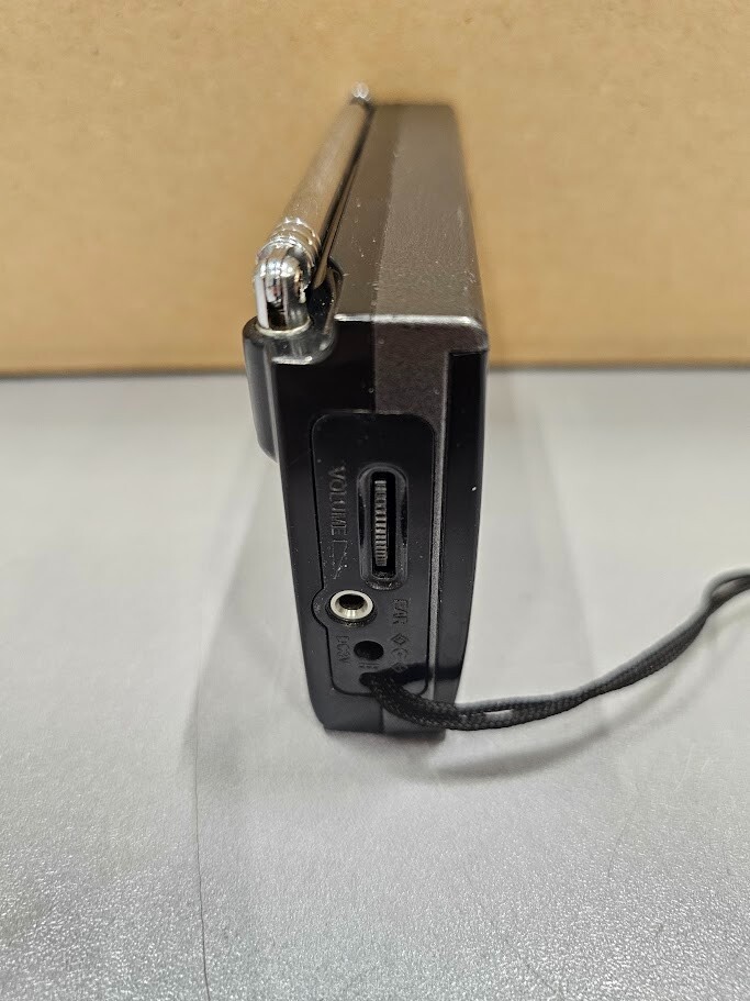 OK. 10-Band Digital AM/FM Portable Radio with Alarm Clock - Used, Working