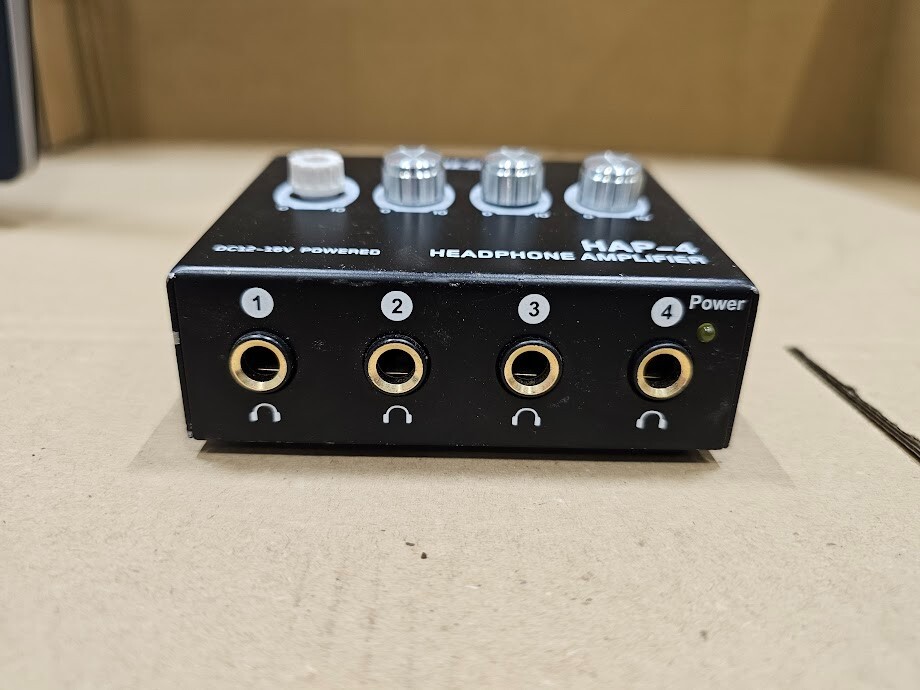 Supreme HAP-4 Headphone Amplifier - Working, Signs of Use, No Accessories