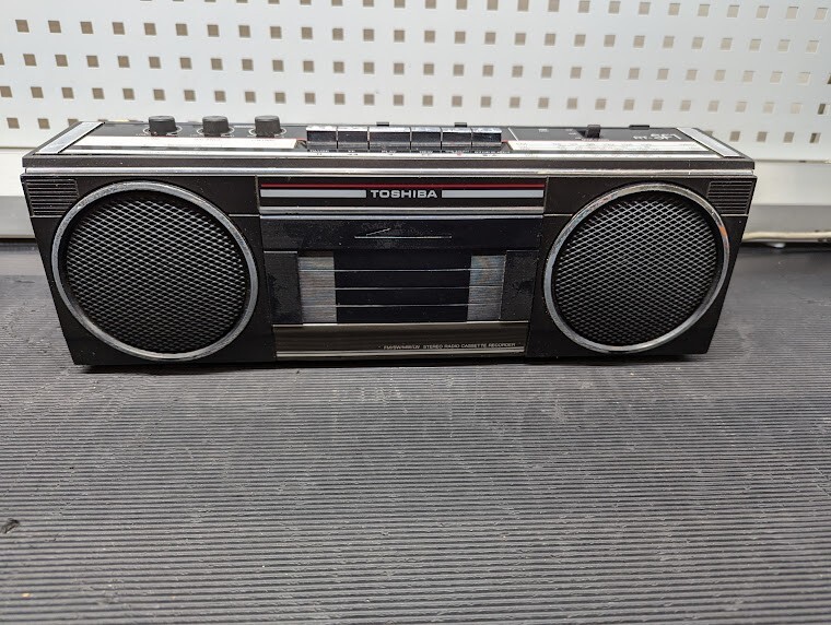 TOSHIBA CASSETTE RECORDER RADIO RT-SF1 BLACK 1985 Used Working