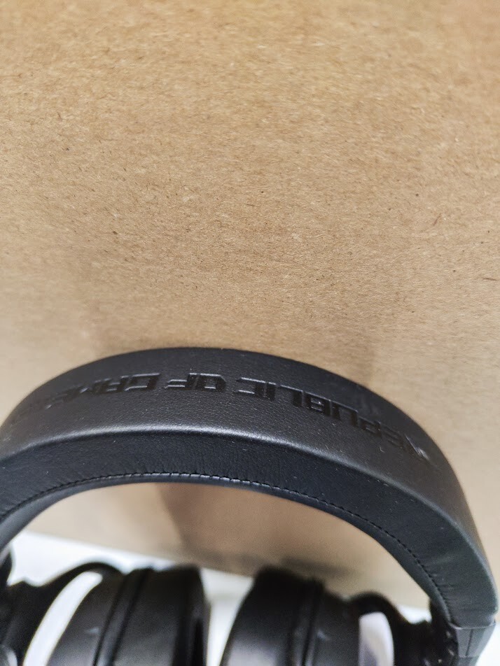 ASUS ROG Delta Gaming Headset - Fully Functional Missing Accessories Used