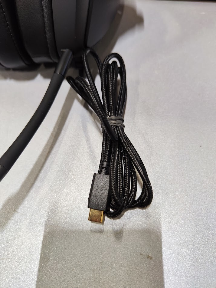 ASUS ROG Delta Gaming Headset - Fully Functional Missing Accessories Used