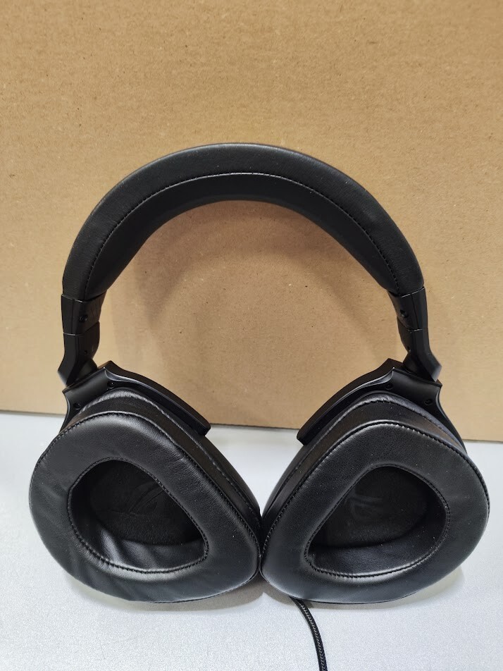 ASUS ROG Delta Gaming Headset - Fully Functional Missing Accessories Used