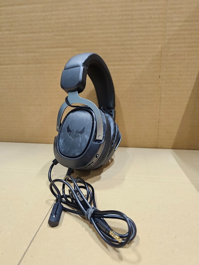 ASUS TUF H3 Gaming Headset - Not Working, Broken, For Parts