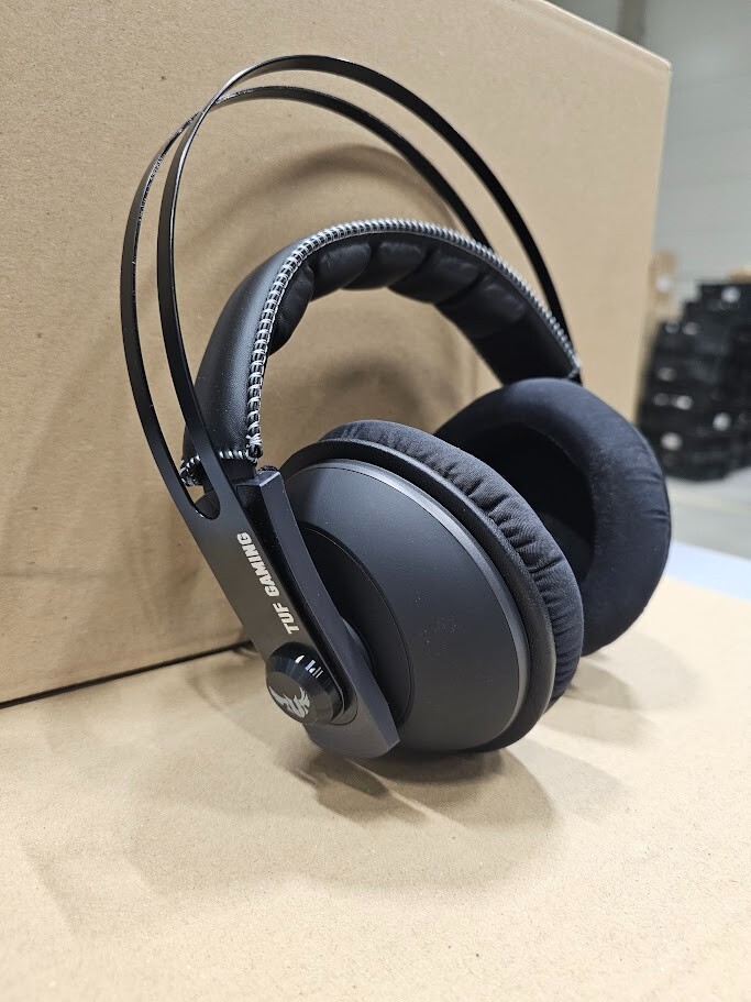 ASUS TUF Gaming H7 Headset - Not Working, For Parts, No Packaging or Accessories