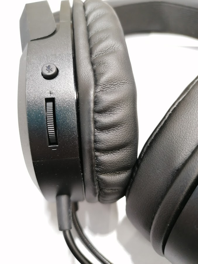 Asus TUF H1 Gaming Headset Wired  Not Working  For Parts Without Box