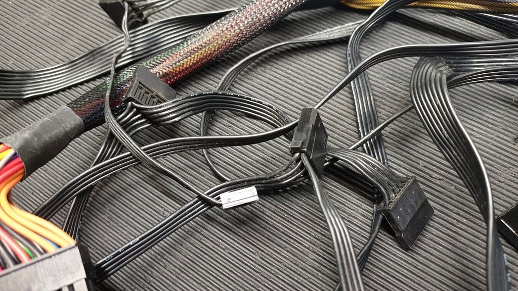 Cooler Master RS-700-AMBA-D3 700W Power Supply Without Power Cord Used Working