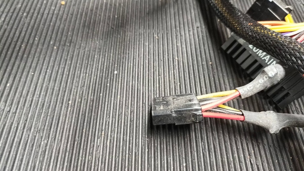 Raidmax BlackStone RX-600AF 600W Power Supply Without Power Cord Used Working