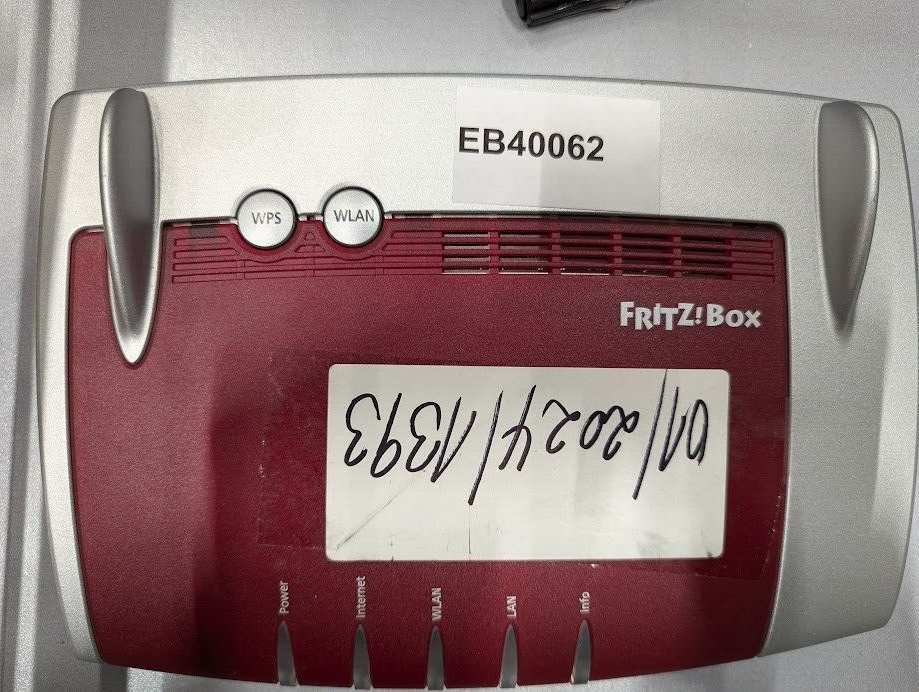 Fritz box 4040 iw Router modem Working No attachments added