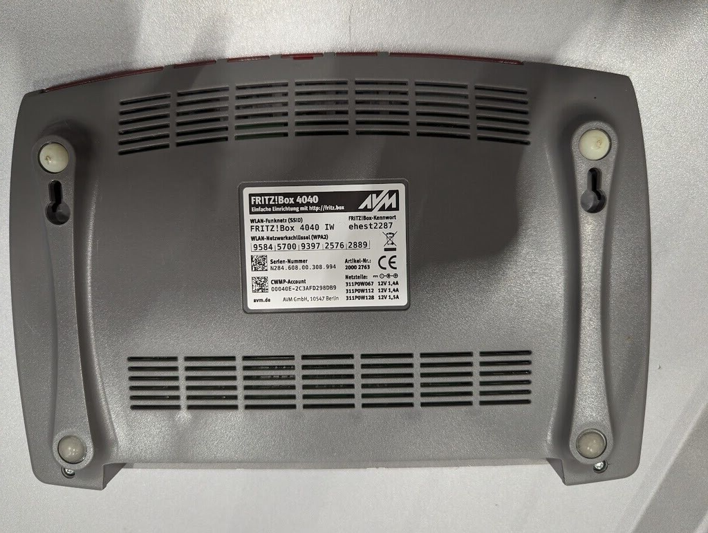 Fritz box 4040 iw Router modem Working No attachments added