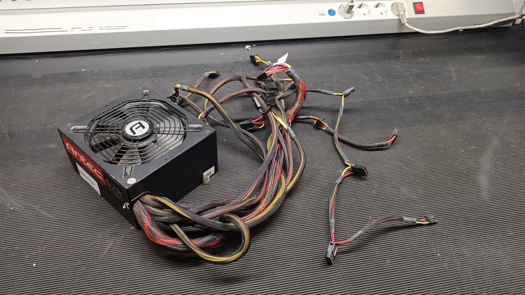 Antec HCG-620 620W Power Supply Without Power Cord Used Working