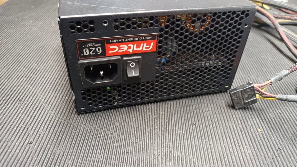 Antec HCG-620 620W Power Supply Without Power Cord Used Working