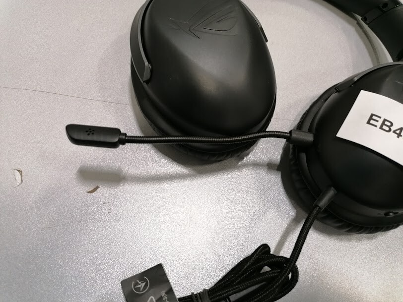 ASUS Rog Strix Go Gaming Headset   Wired  Used Working Without Box