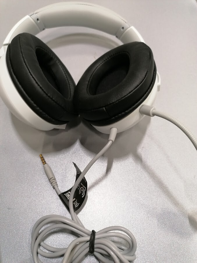 ASUS ROG Gaming Headset   Wired  Used Working Without Box