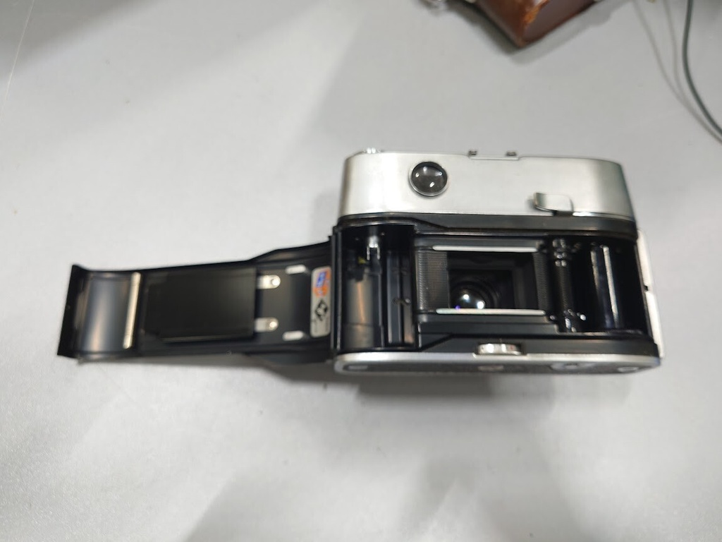 Vintage Agfa Prontor-Matic-P Selecta Camera 1:2.8/45 Germany + Case Not Working