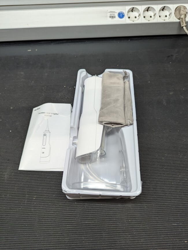 SEJOY C 10S Portable Oral Irrigator - Non-Working, Sold As-Is