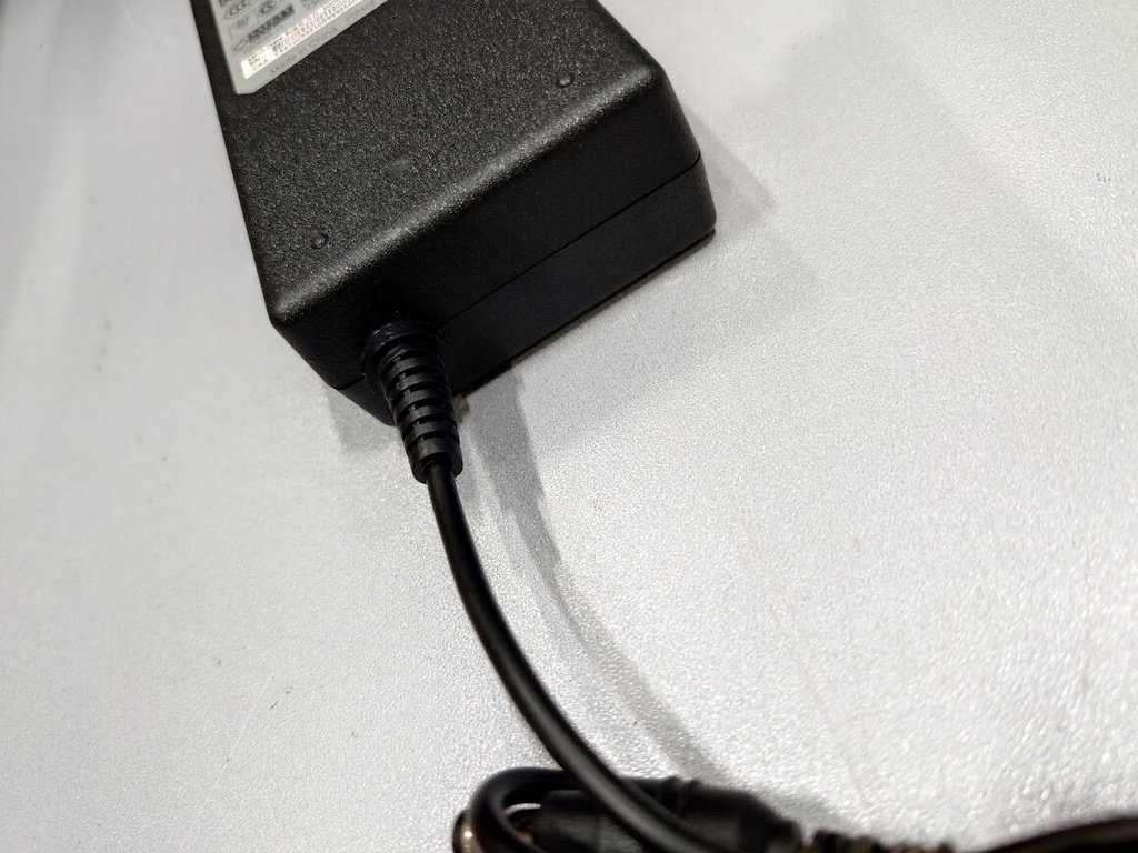APD NB-90A19 AC Adapter 19V 4.74A Used Working Without Power Cord
