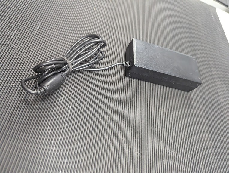 Samsung SAD04214A-UV AC Adapter 14VDC 3.0A Used Working Without Power Cord