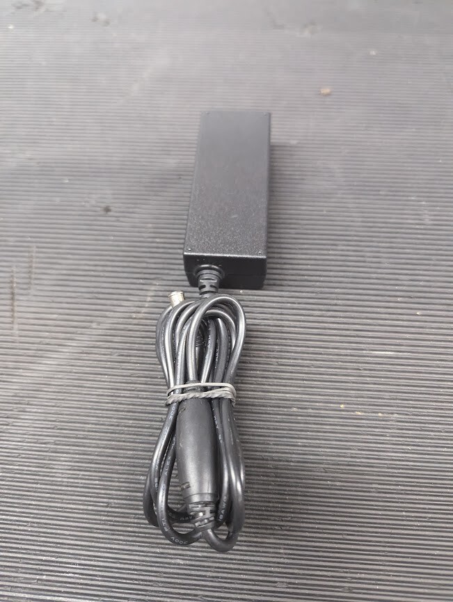 SAMSUNG PN3014 AC Adapter 14.0V 2.14A Used Working Without Power Cord