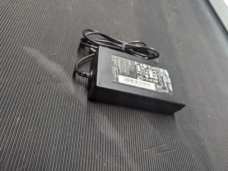 SAMSUNG A6024-DSM AC Adapter 24.0V 2.5A Used Working Without Power Cord