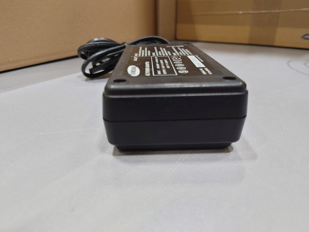 Samsung AA-E2P AC Adapter 8.5V  1.2A Used Working Without Power Cord