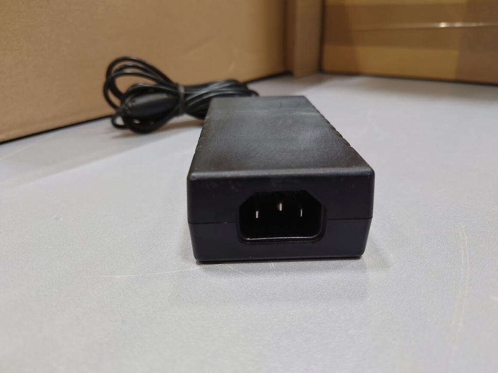 Samsung AP04214-UV AC Adapter 14.0V  3A Used Working Without Power Cord