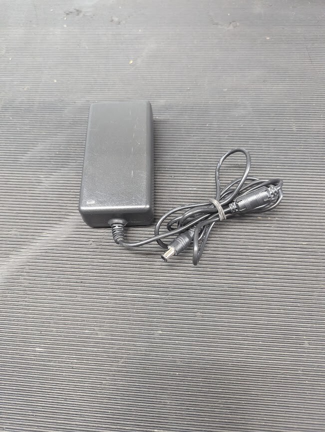 SAMSUNG DAV-4012SA AC Adapter 12.0V 3.34A Used Working Without Power Cord