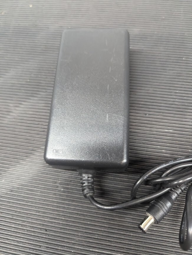 SAMSUNG DAV-4012SA AC Adapter 12.0V 3.34A Used Working Without Power Cord