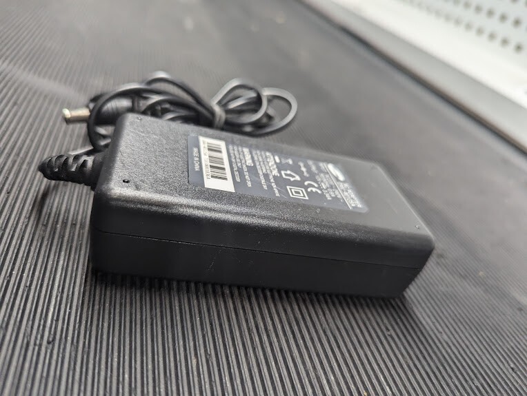 SAMSUNG DAV-4012SA AC Adapter 12.0V 3.34A Used Working Without Power Cord