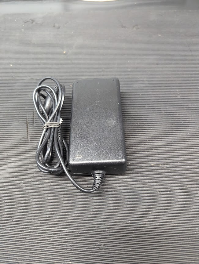 SAMSUNG PN4012AL AC Adapter 12.0V 3.34A Used Working Without Power Cord