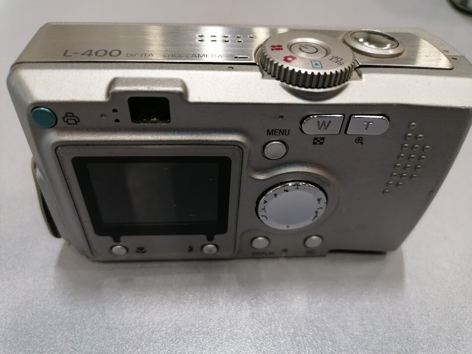 Vintage Epson L-400 CCD Camera 4.0 MG Silver Broken  Not Working For Parts