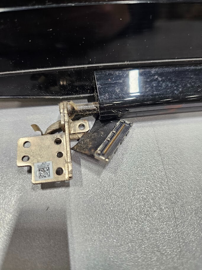 Lenovo Ideapad Y510p 15.6" FHD 1920x1080 Laptop Screen - Broken, Not Working