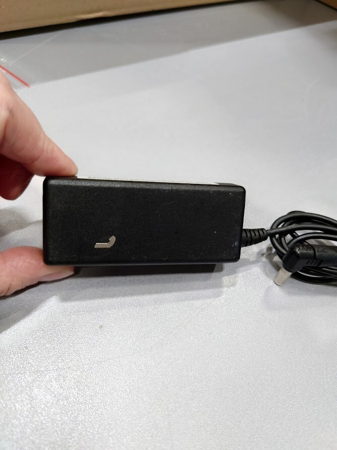 FSP Group INC FSP040-RAC AC Adapter 19V 2.1A Used Working Without Power Cord