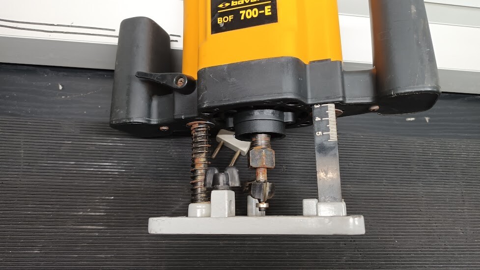 Used Einhell BOF 700-E Router - Not Working, For Parts or Repair