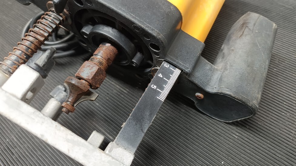 Alpha Tools BOF 700 Router - Not Working, For Parts or Repair