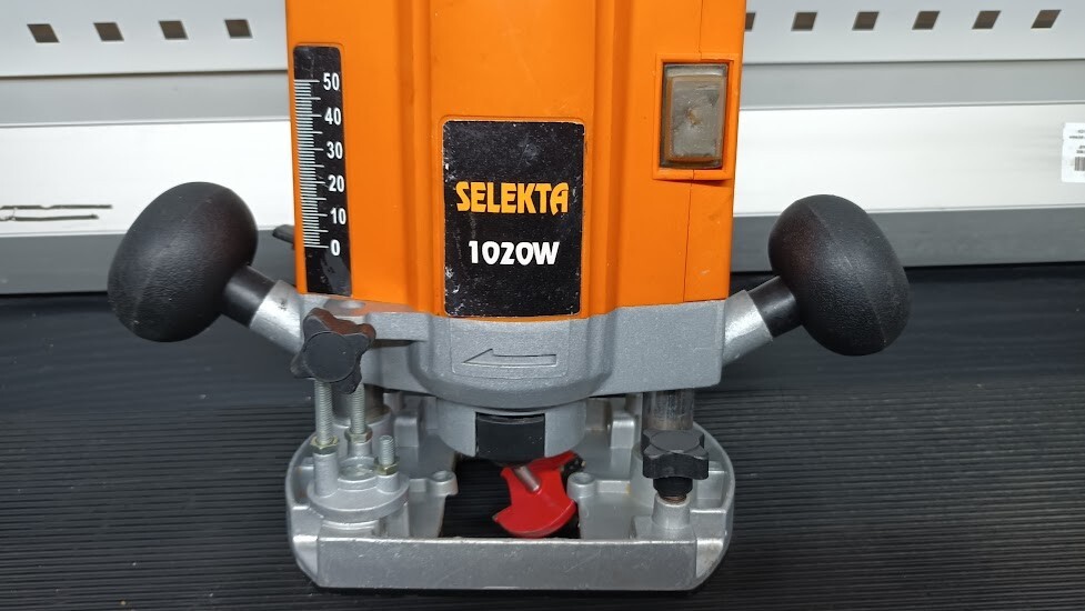 Selekta 1020W Router - Not Working, For Parts or Repair