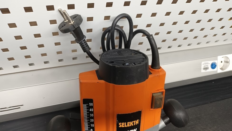 Selekta 1020W Router - Not Working, For Parts or Repair