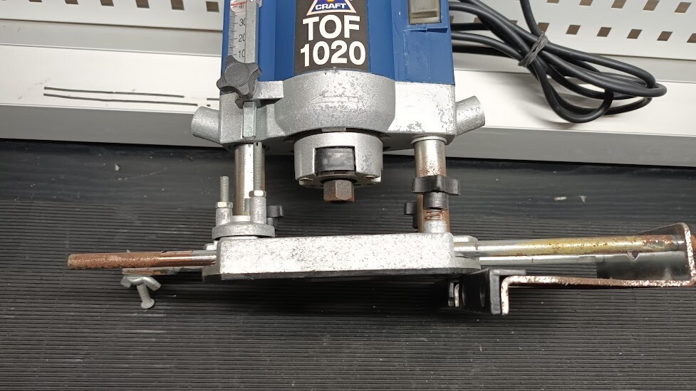 Top Craft TOF 1020 Wood Router Not Working Condition For Parts Or Repair